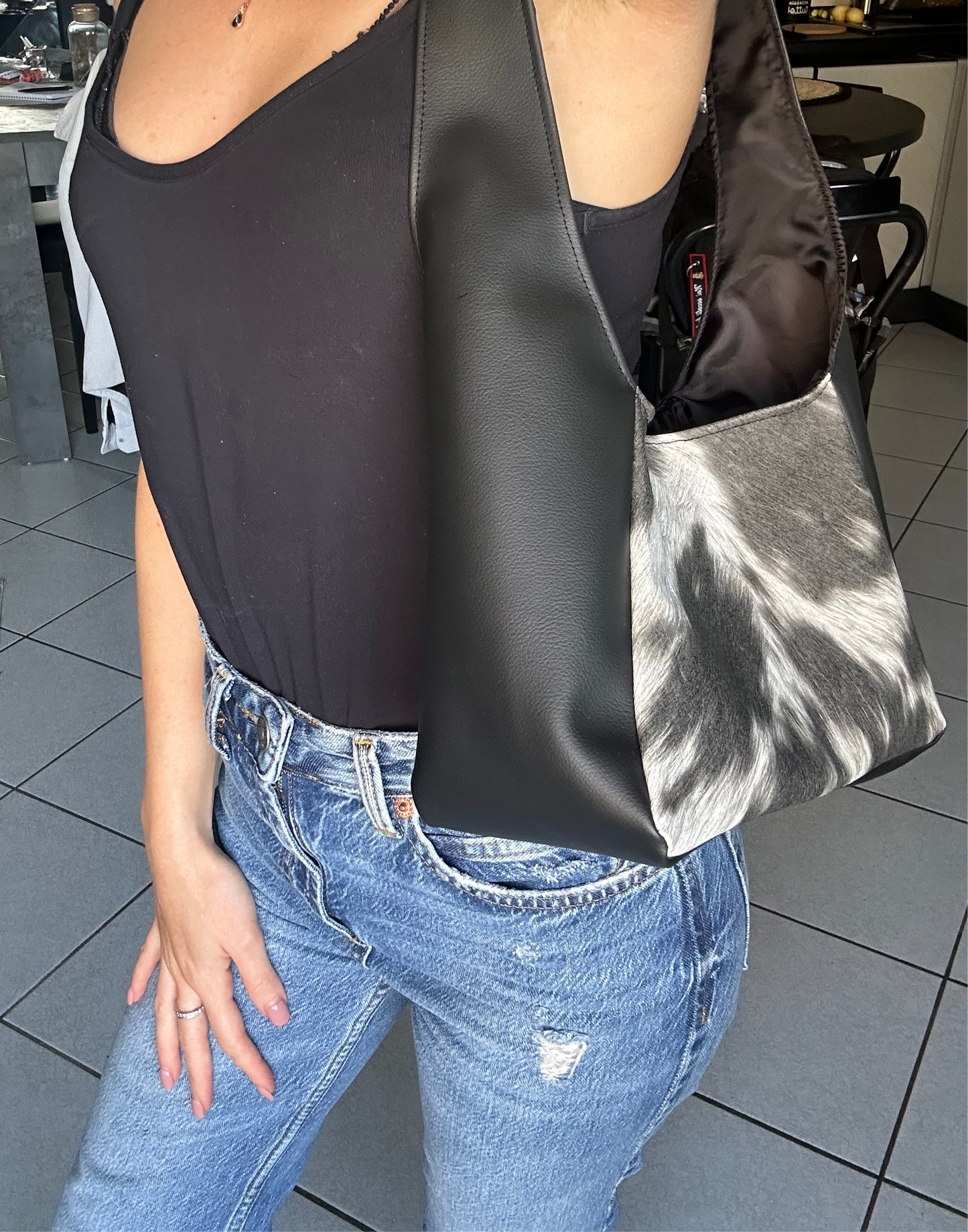 EVERYDAY COW BLACK SMALL