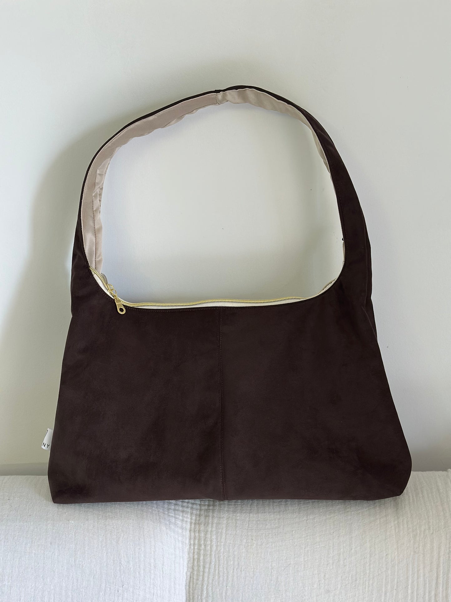 HOBO SUEDE CHAMPAGNE