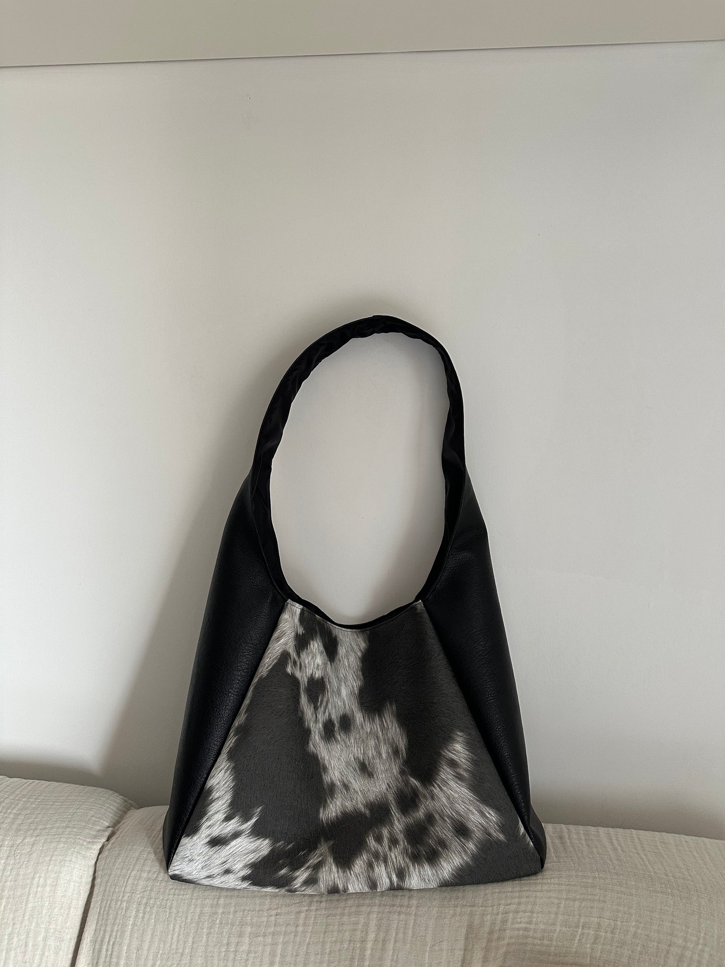 EVERYDAY COW BLACK REGULAR