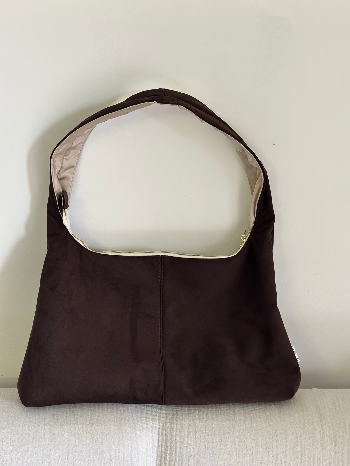 HOBO SUEDE CHAMPAGNE