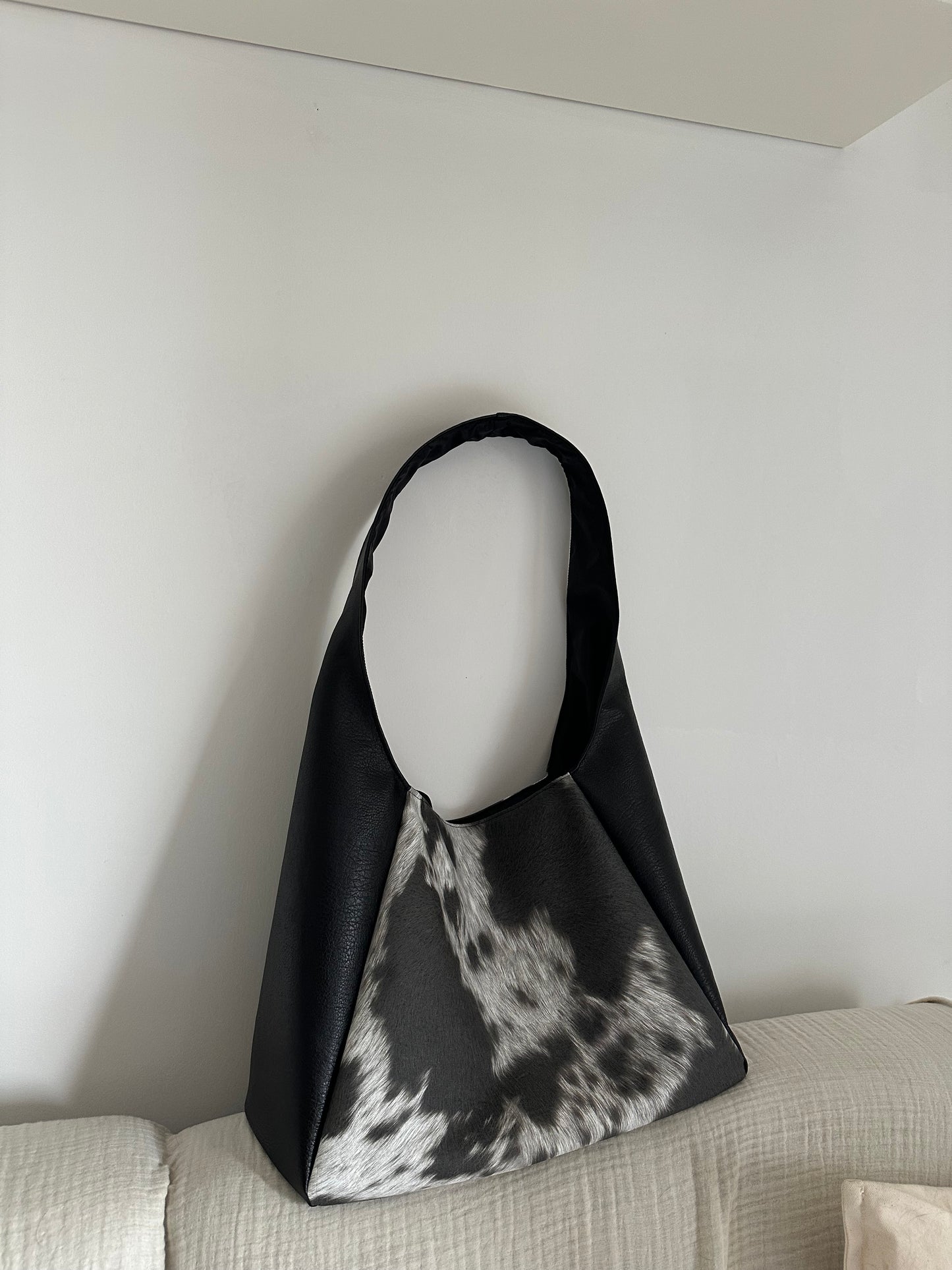 EVERYDAY COW BLACK REGULAR