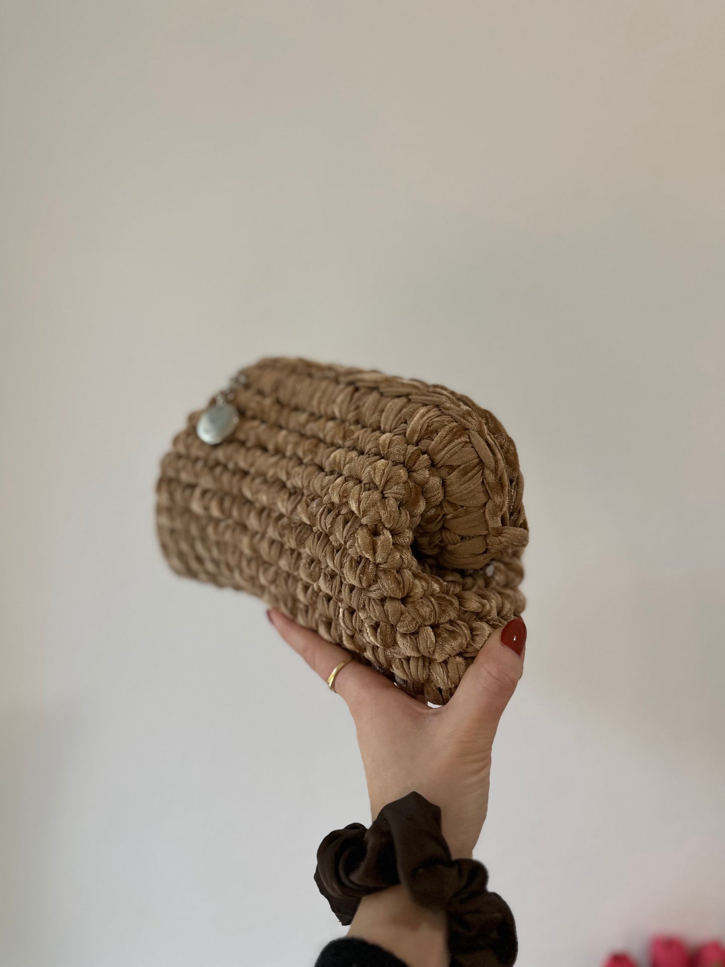 Clutch bag gold velvet