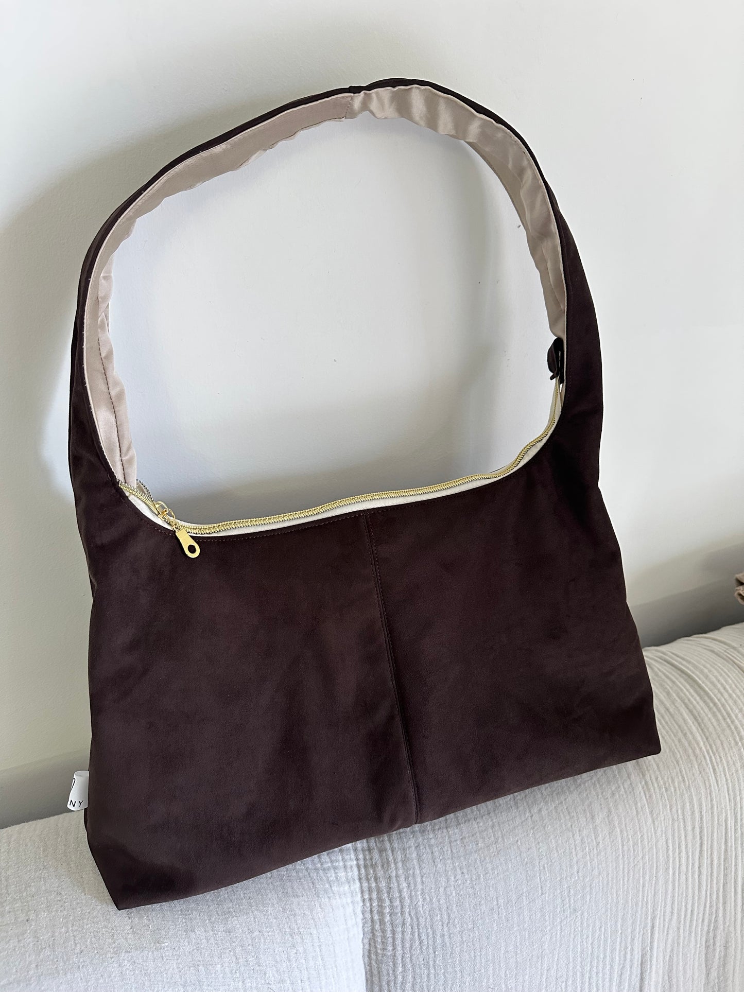 HOBO SUEDE CHAMPAGNE