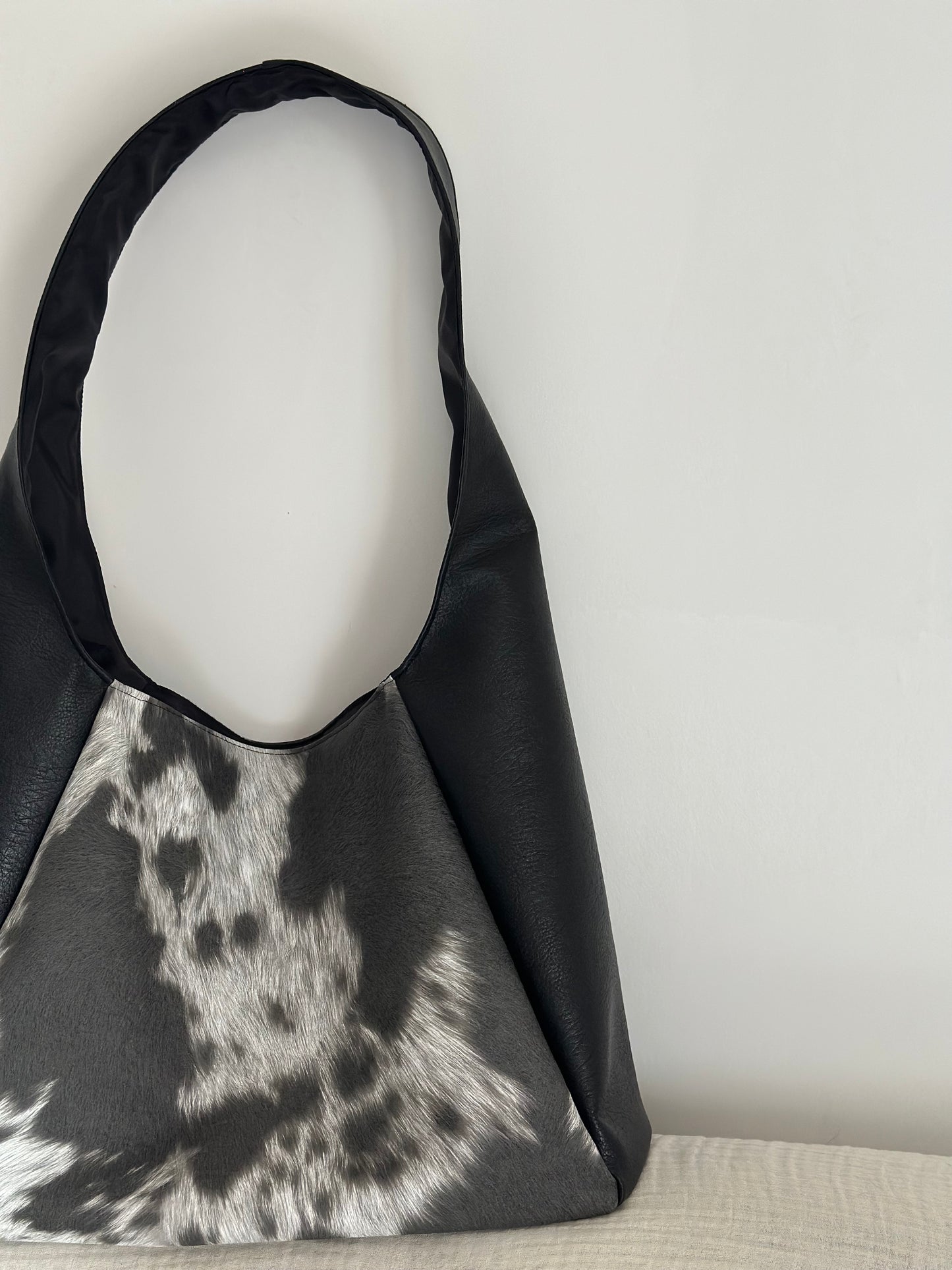 EVERYDAY COW BLACK REGULAR