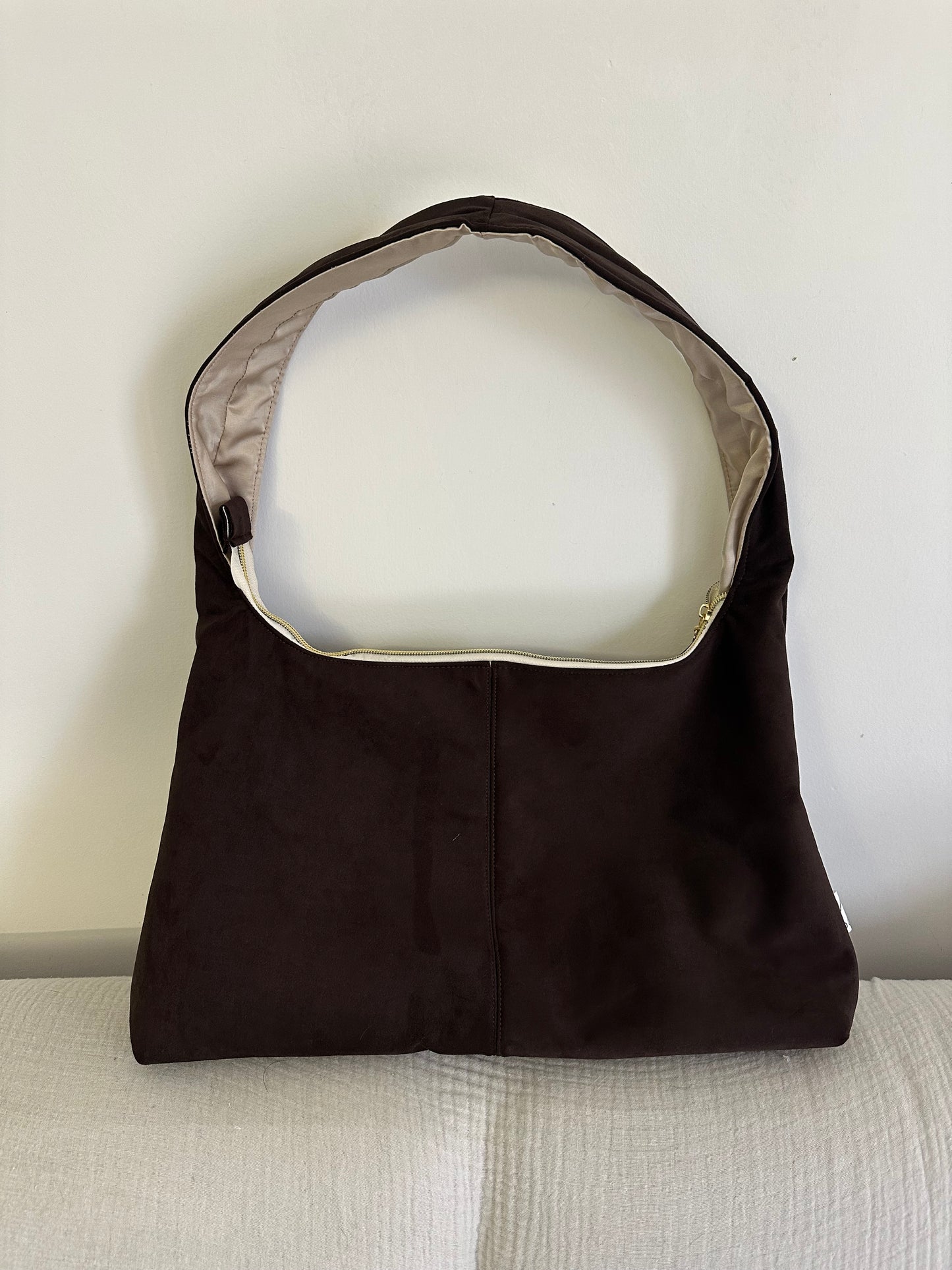 HOBO SUEDE CHAMPAGNE